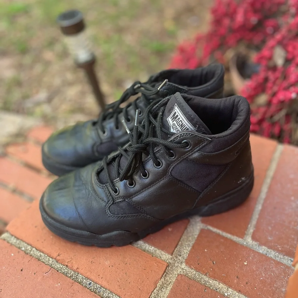 🆕 Magnum Women’s Black Leather Work Outdoor   Boots Size 8.5